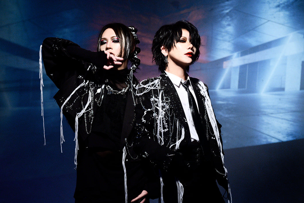 2025.08.20 The THIRTEEN / BLOOD STAINS